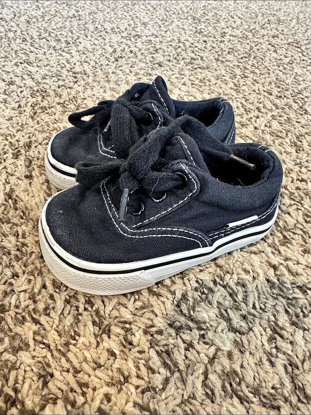 Airwalk Toddler Black Canvas Lace Up Sneakers Black & White Baby US 3